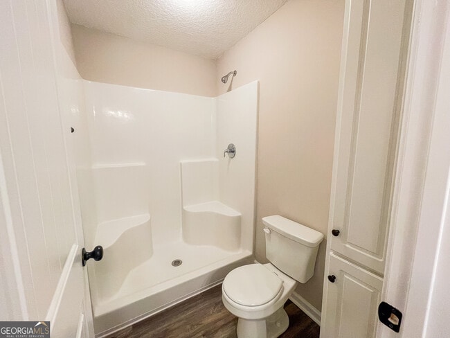 Building Photo - 546 Deerchase Ct