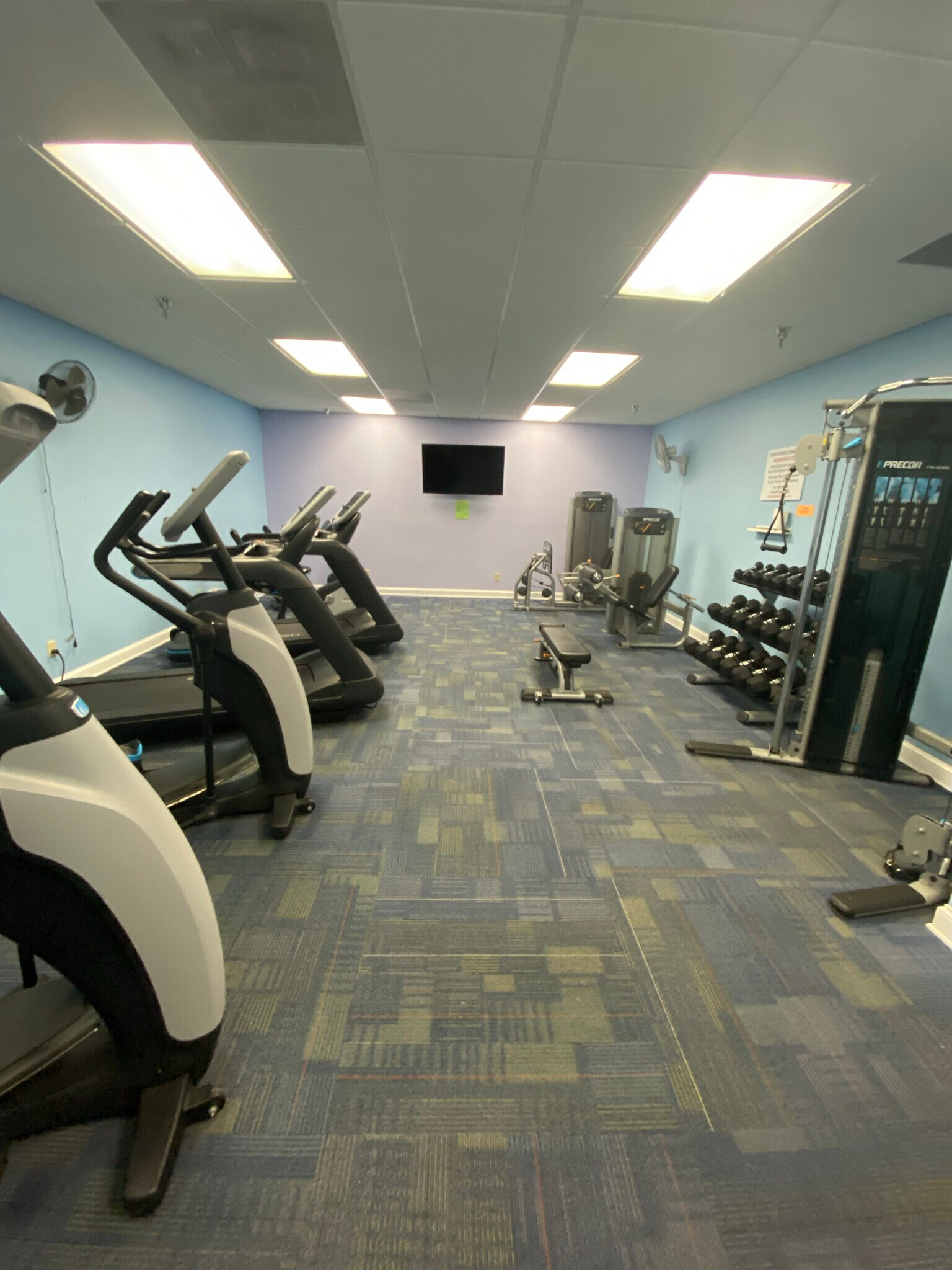 Building Photo - 9852 SW 196th Avenue Rd