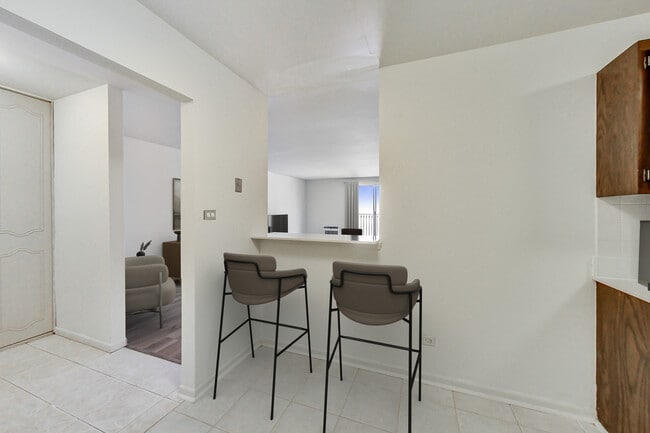 Building Photo - 9807 Karlov Ave