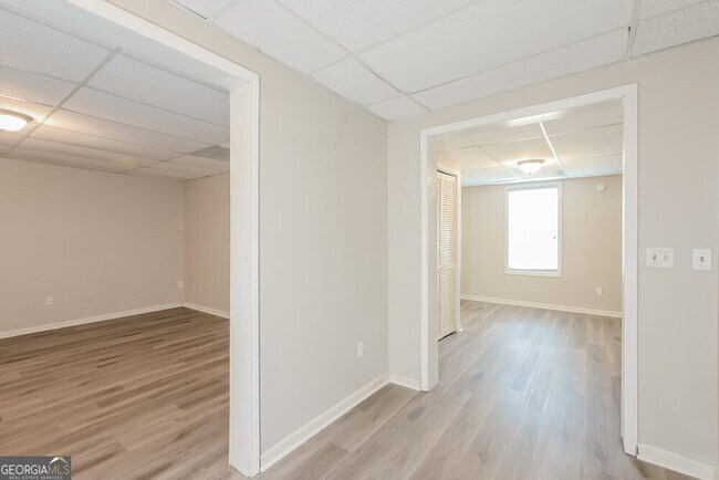 Building Photo - 3370 Spring Mesa Dr SW