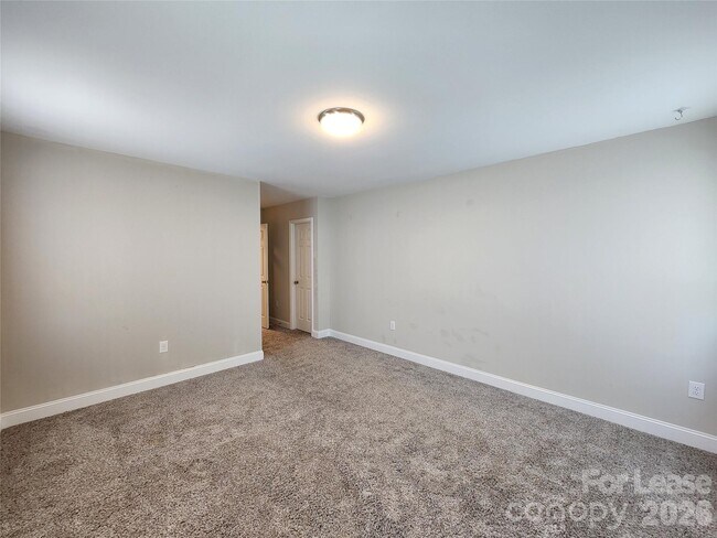 Building Photo - 2520 Ashe Ave
