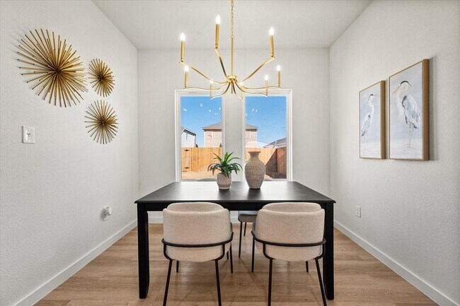 Building Photo - 1410 Farmhouse Ave