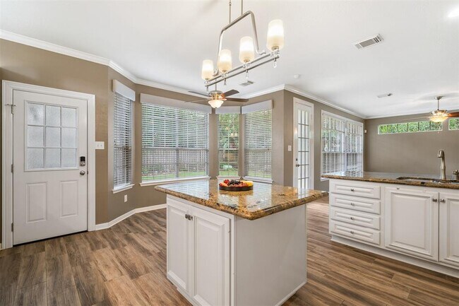 Building Photo - 50 N Cochrans Green Cir