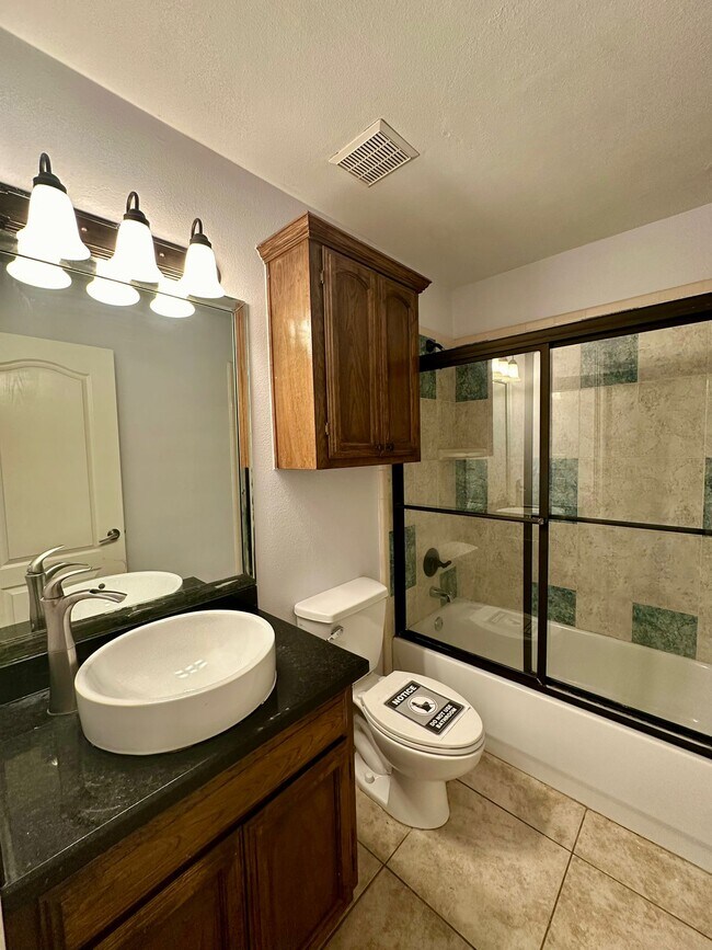 Building Photo - 1909 Ezekiel St