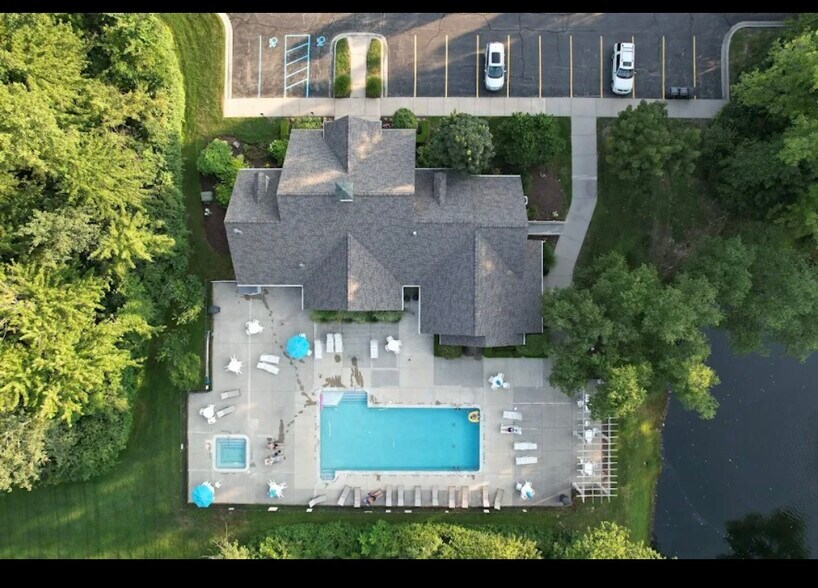 Building Photo - 25820 Maritime Cir N
