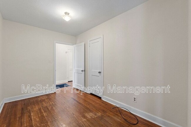 Building Photo - 105 Nut Grove Dr