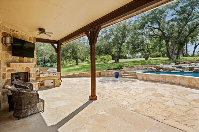 Building Photo - 571 Polo Club Dr