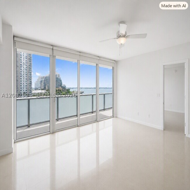 Building Photo - 495 Brickell Ave