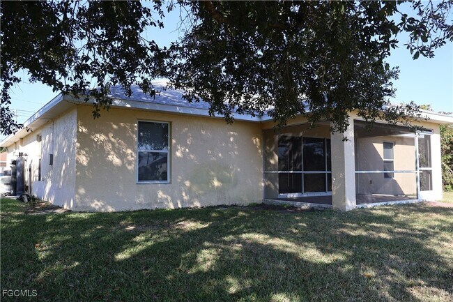 Building Photo - 3805 22nd St SW