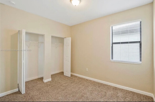 Building Photo - 3440 W 110th St