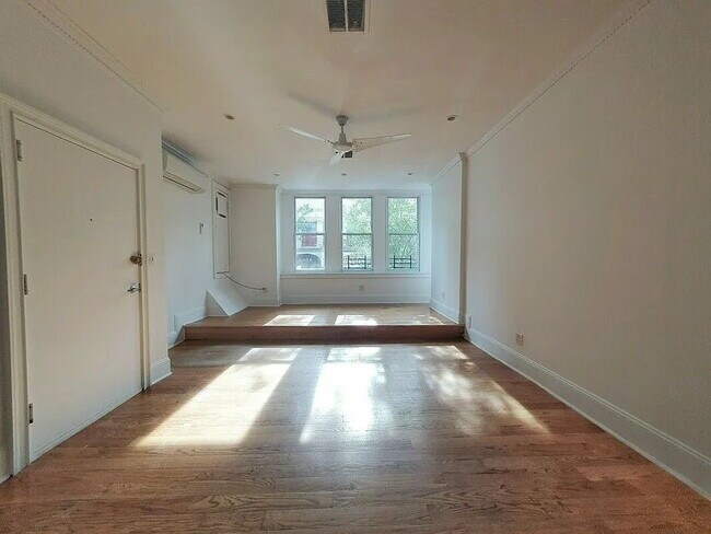 Building Photo - 529 Nostrand Ave