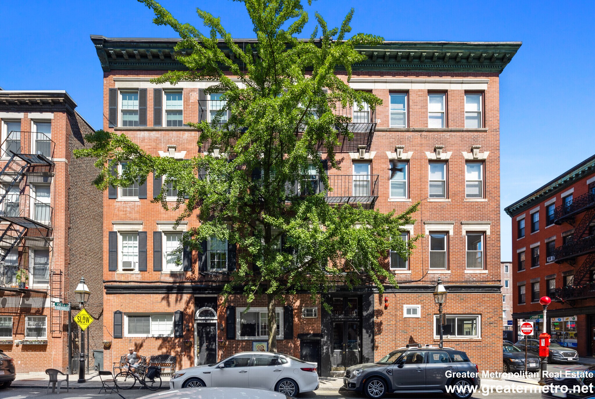 Building Photo - 109 Endicott St