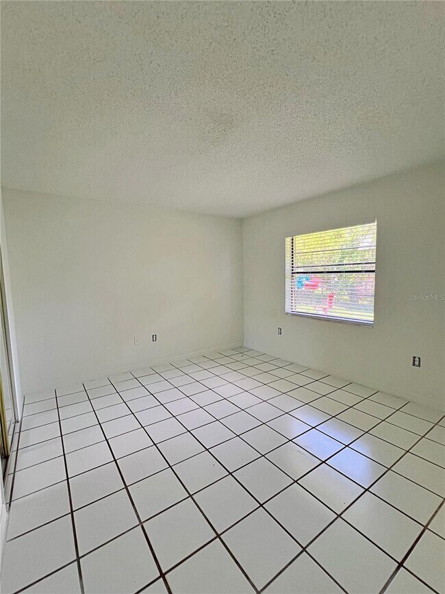 Building Photo - 4151 Spitfire Ave