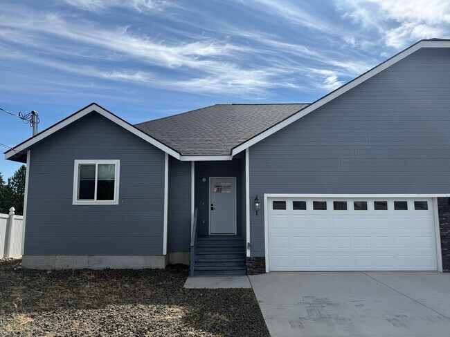 Building Photo - 505 N 80th Ave