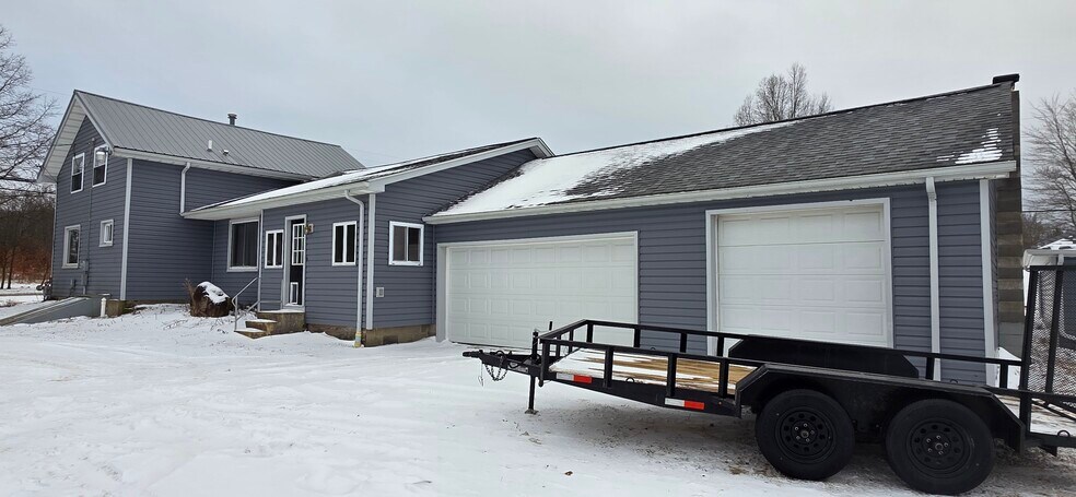 Building Photo - 8295 Limeridge Rd