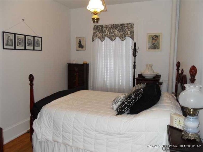 Building Photo - 180 High St