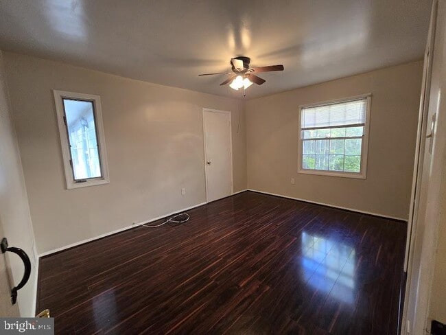 Building Photo - 96 Garner Ave