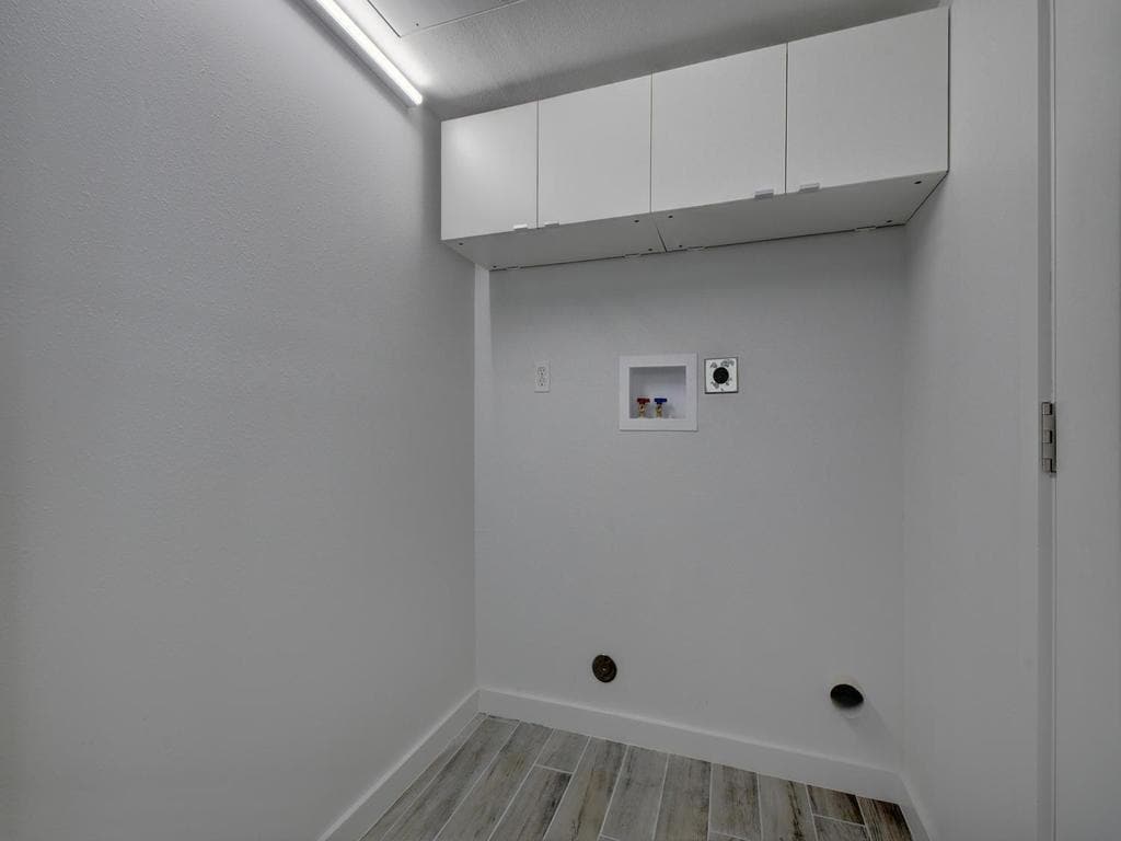 Utility Room off patio - 8812 Dawnridge Cir
