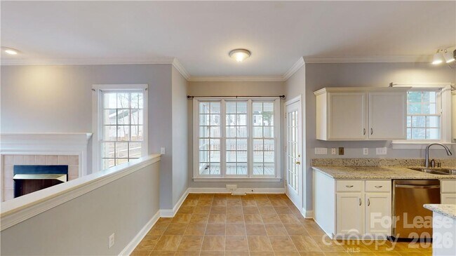 Building Photo - 7819 Red Oaks Trail