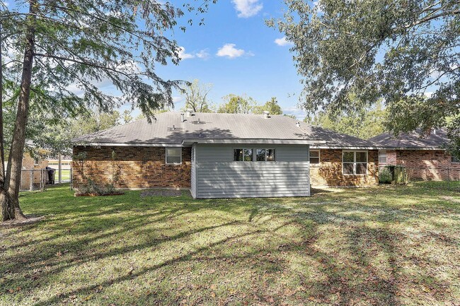 Building Photo - 1854 Peck Dr