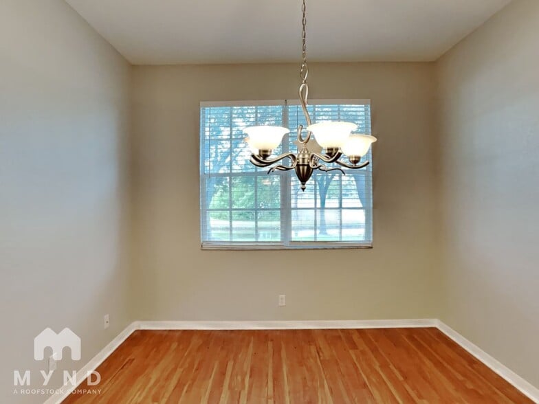 Building Photo - 12042 Lake Allen Dr