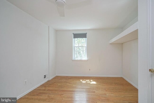 Building Photo - 1208 Webster St