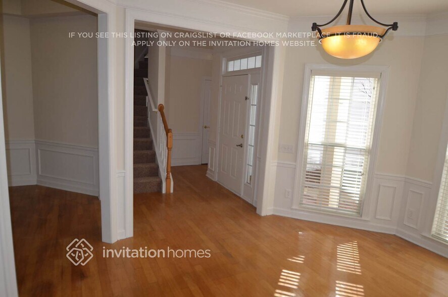Building Photo - 8030 Fairmeadows Dr