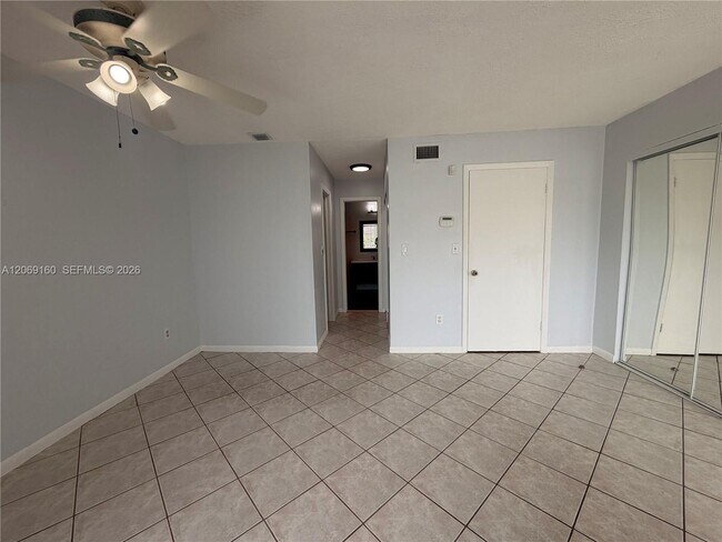 Building Photo - 8380 SW 154th Ave