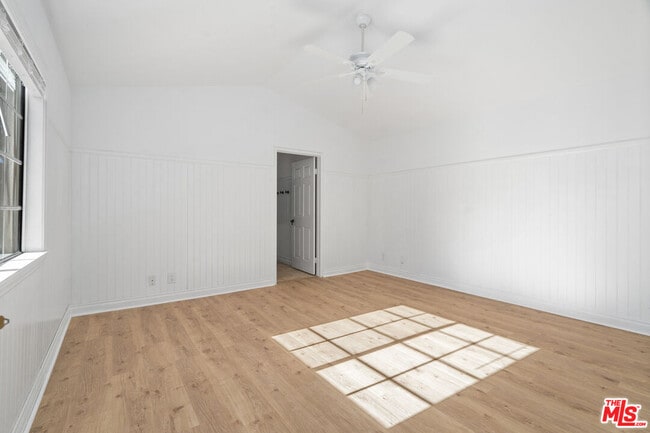 Building Photo - 4324 Willow Glen St