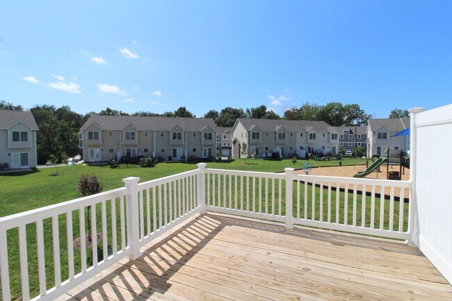 Building Photo - 1428 Appaloosa Ct