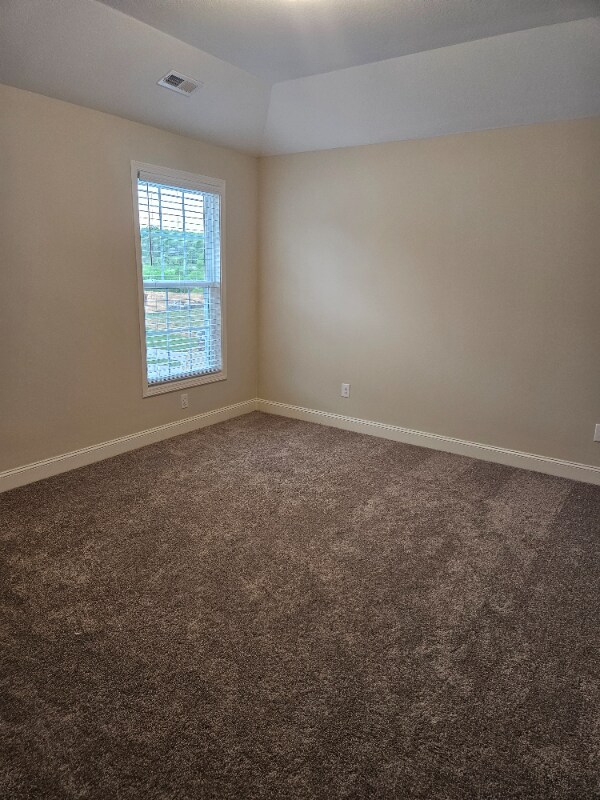 Building Photo - 1836 Silver Chapel Dr