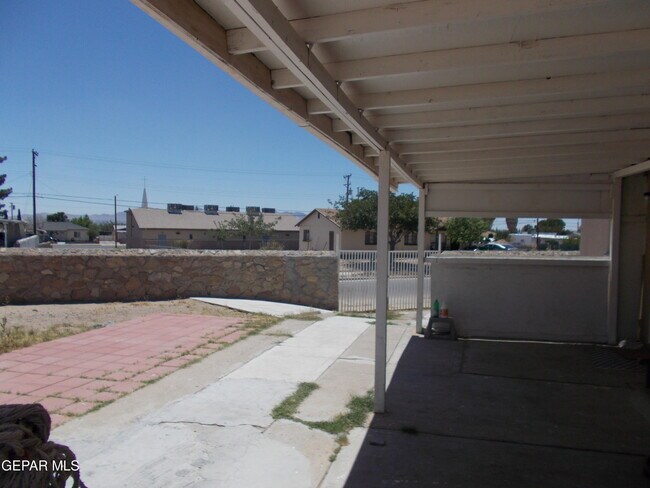 Building Photo - 7724 Mustang Ave