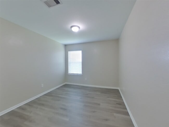 Building Photo - 928 American Monarch Dr