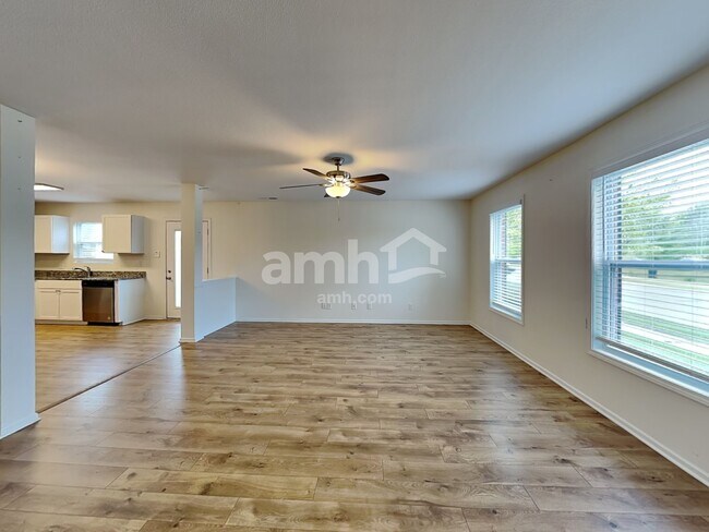 Building Photo - 10103 Cumberland Pointe Blvd