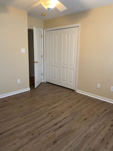 Building Photo - One level living in the Blakewood S/D