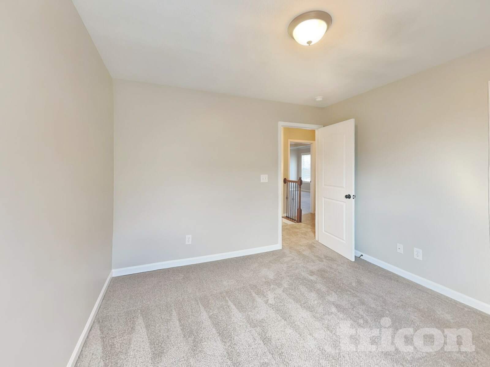 Building Photo - 3450 Southwood Dr
