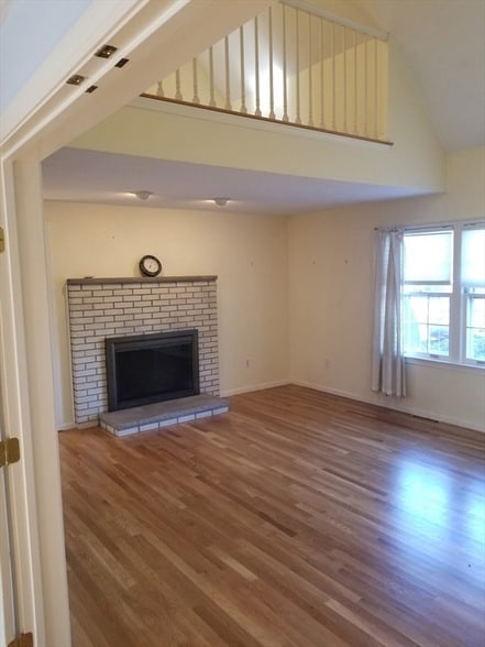 Building Photo - 24 Washington Green