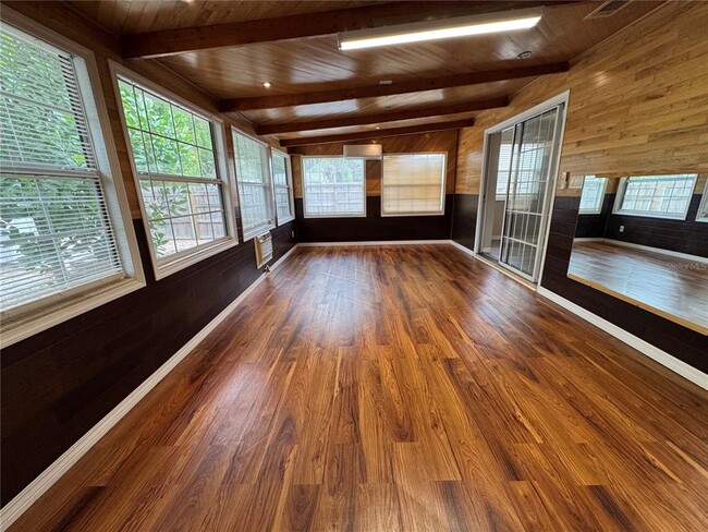 Building Photo - 4678 70th St N