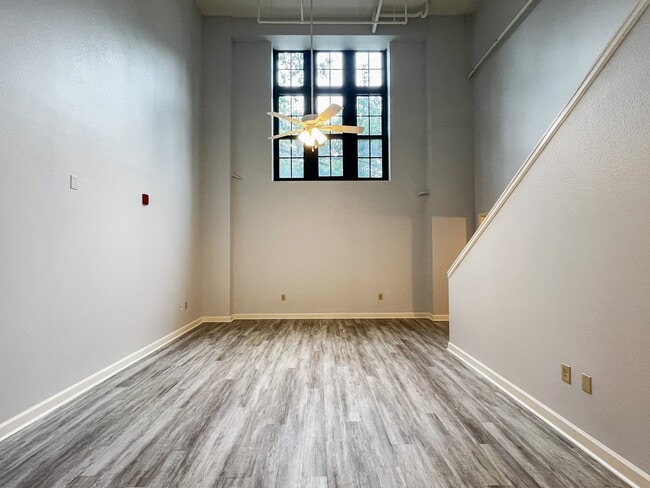 Building Photo - 1400 Cumberland St