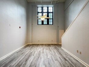Building Photo - 1400 Cumberland St