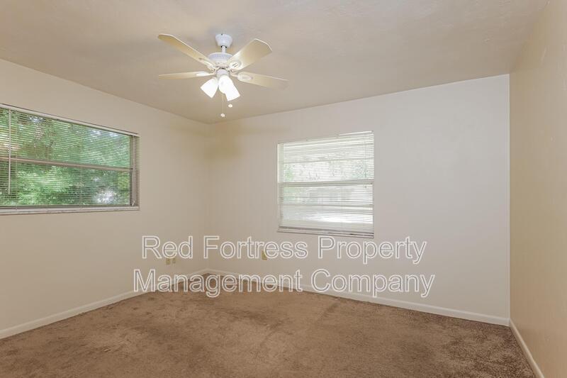 Building Photo - 4706 Mi Casa Ct