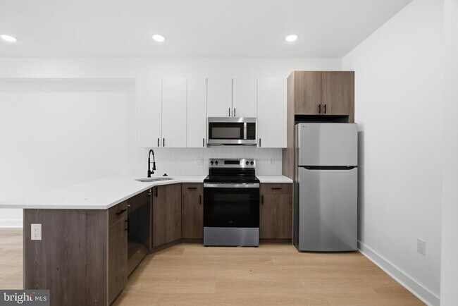 Building Photo - 2253 N 12th St