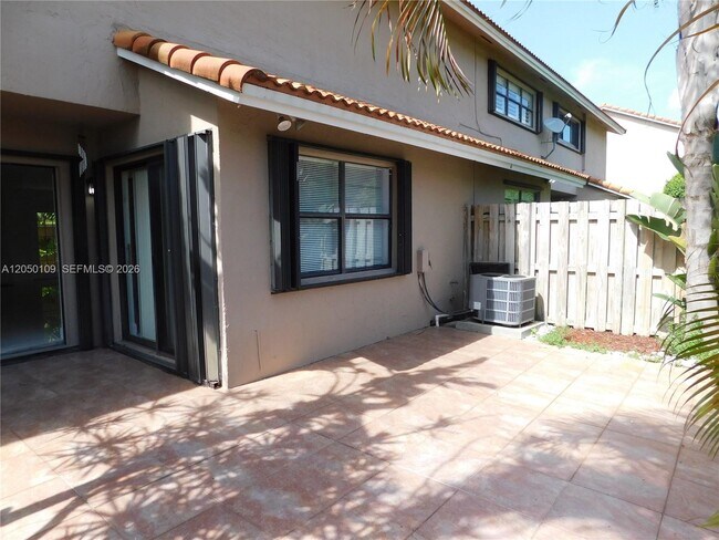 Building Photo - 11648 SW 91st Terrace
