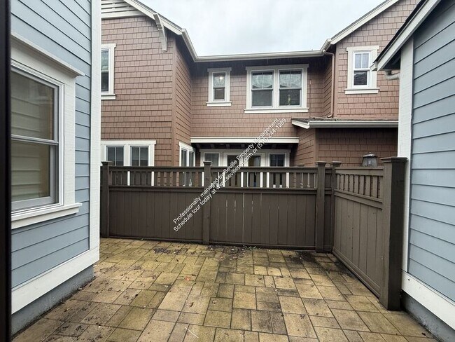 Building Photo - 1922 Willow St