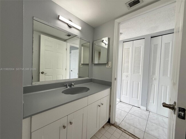 Building Photo - 1920 N Congress Ave