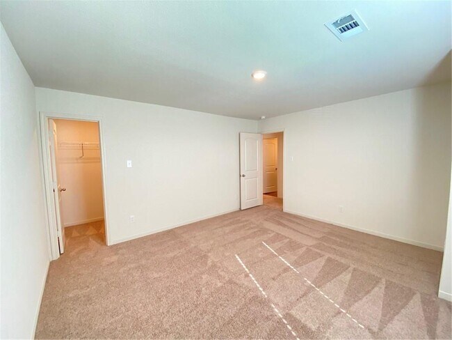 Building Photo - 116 Allington Cir