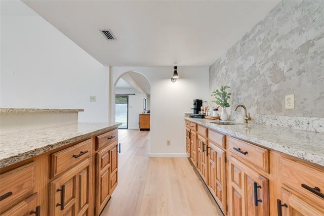Building Photo - 2410 Cedar Elm Ln