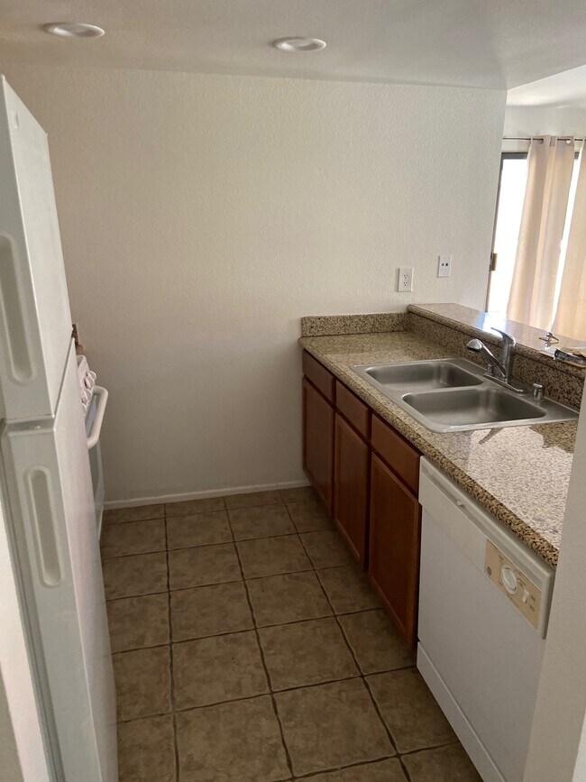 1136 W Blaine St 1136 W Blaine St Riverside CA 92507 Apartment Finder