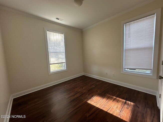 Building Photo - 115 Boysenberry Fields Rd