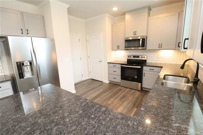 Building Photo - 114 Scoville Rd